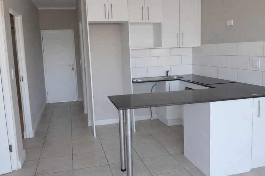 2 Bedroom Property for Sale in Oakglen Western Cape